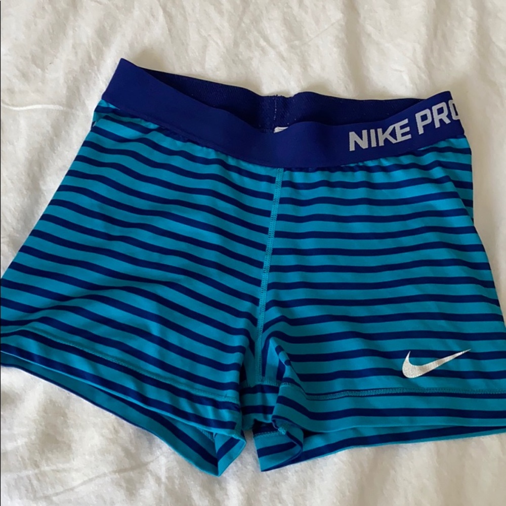 Nike pro spandex